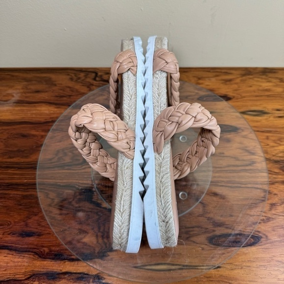 Marc Fisher Jaimee Sandal - Picture 10 of 14